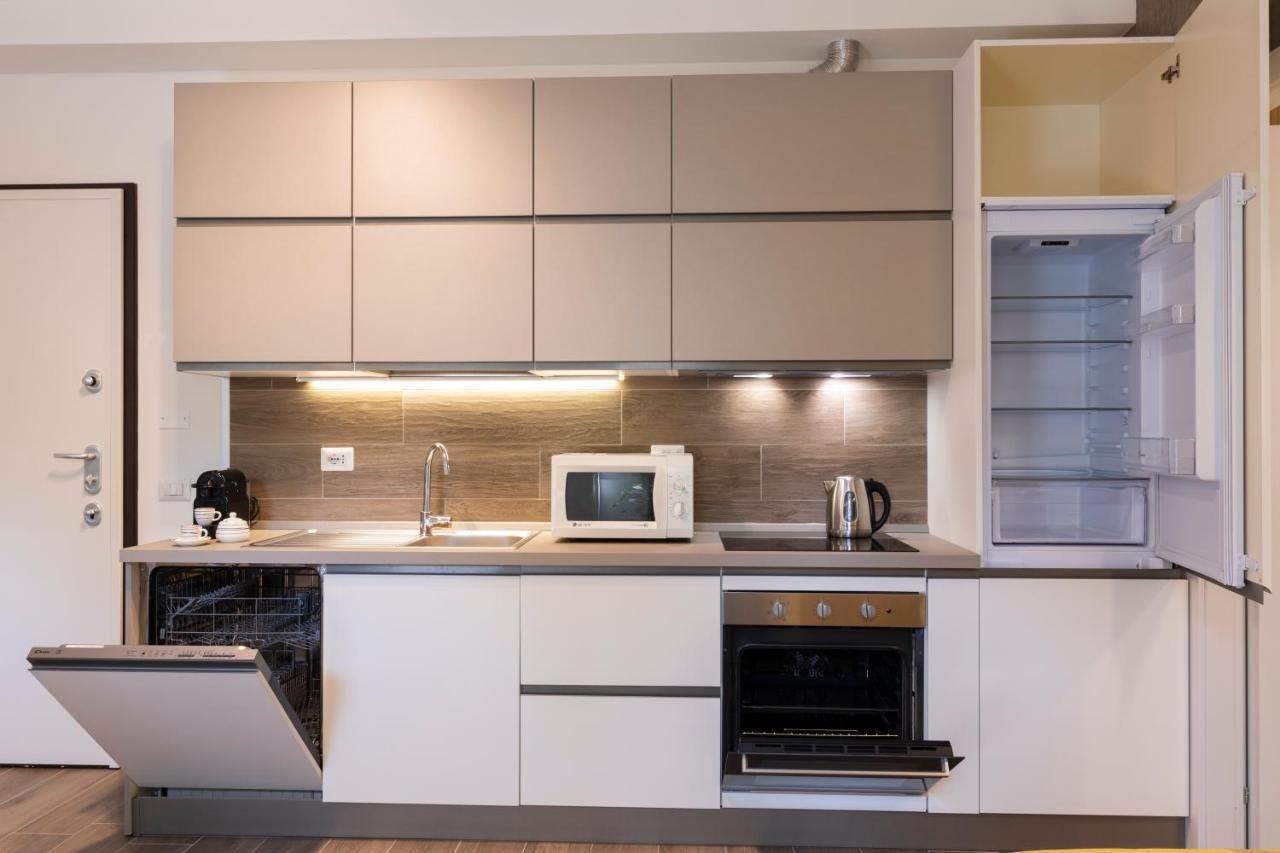West Milan - Modern And Comfortable Apartment Extérieur photo