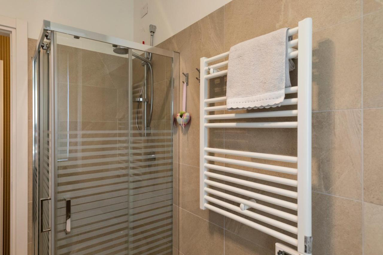 West Milan - Modern And Comfortable Apartment Extérieur photo